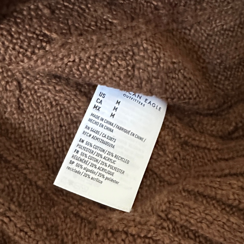 NWOT American Eagle Outfitters Chocolate Cable Knit Cardigan - Picture 4 of 5